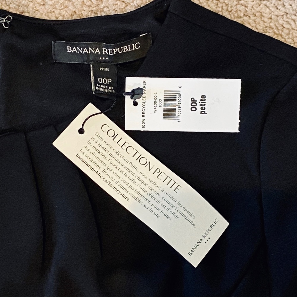 Banana Republic Dress w/ Thin Front Keyhole - Picture 9 of 16